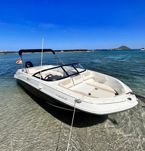 Vista del infinty desde la orilla