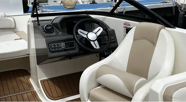 Vista del infinty navegando